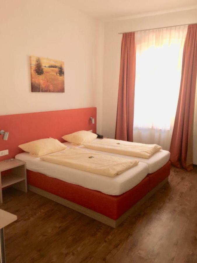 Gasthof Baeren Ochsenfurt Εξωτερικό φωτογραφία